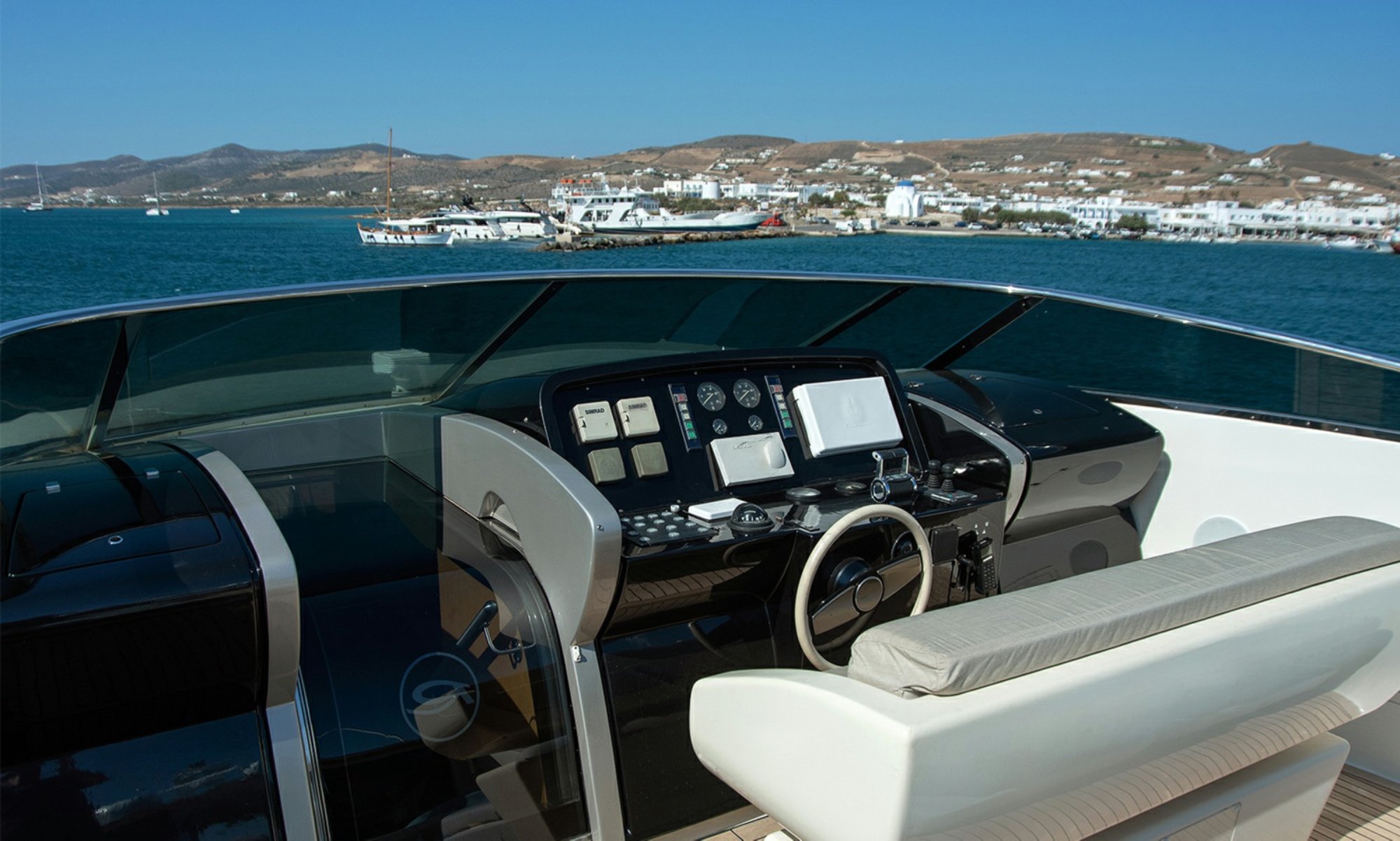 
								M/Y Riva full									