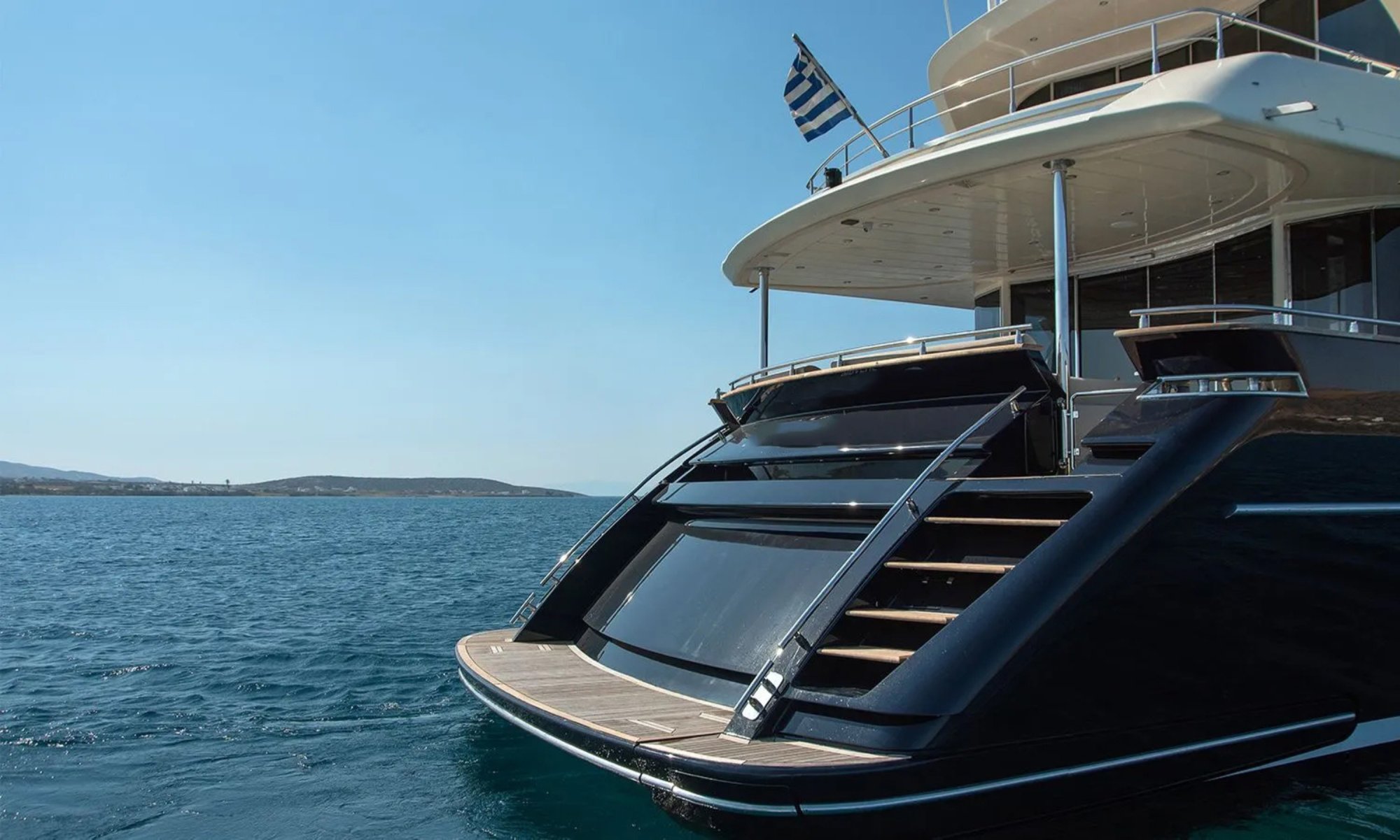 
								M/Y Riva full									