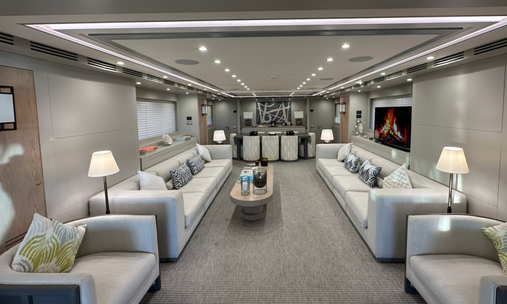 
								M/Y Riva full									